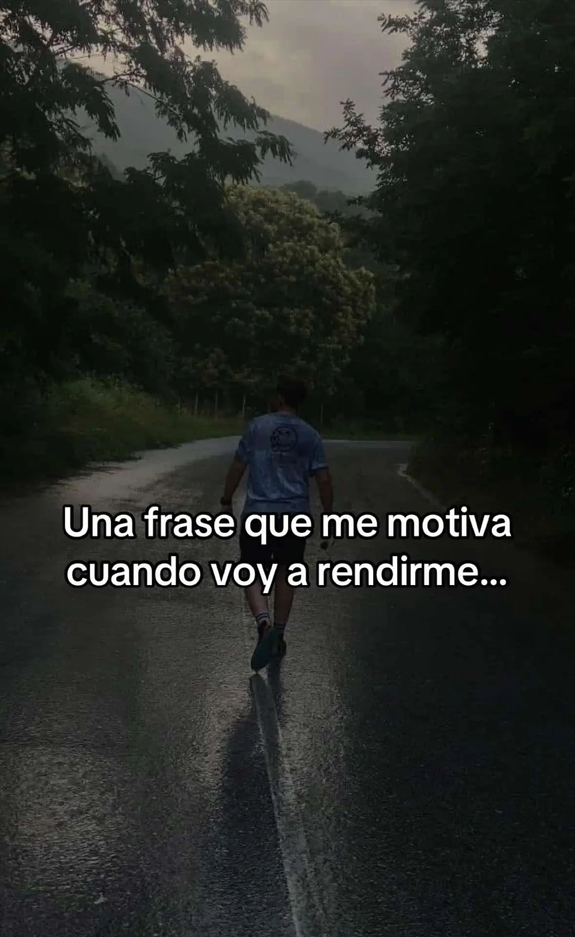 “A veces necesitamos recordarnos que el tiempo no espera y que el futuro depende de lo que hagamos hoy. ¿Qué estás haciendo por tus sueños? 🚀✨ #Motivación #CambiaTuVida #ElMomentoEsAhora#abundancia 