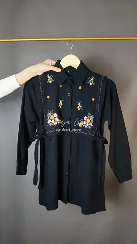 Nemu kemeja linen yg modelnya cakep bangett🥹🫶🏻 #kemeja #kemejalinen #atasanwanita #kemejabordir #narikashirt #kemejajumbo #rekomendasikemeja #foryou 