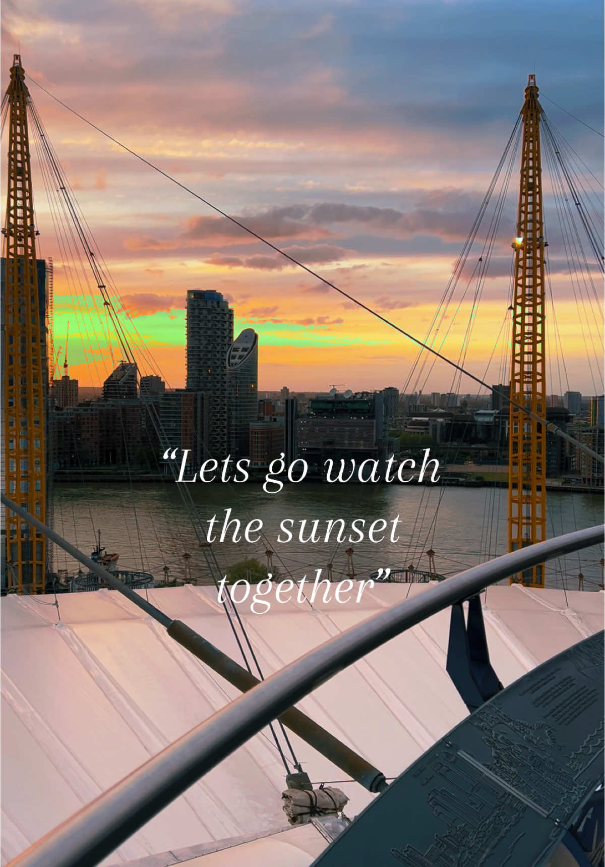 The little things🤍 #climbtheo2 #theo2 #greenwich #sunsetlover #sunsetshimmer #sun #fyp #trendingvideo #viralvideos #prettysky #sky #skyline #upattheo2 