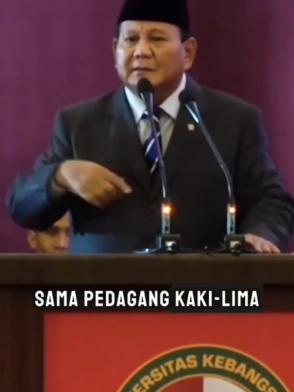 Presiden Prabowo: Saya sangat hormat sama pedagang kaki lima #prabowo #gusmiftah #pedaganges #bapak 