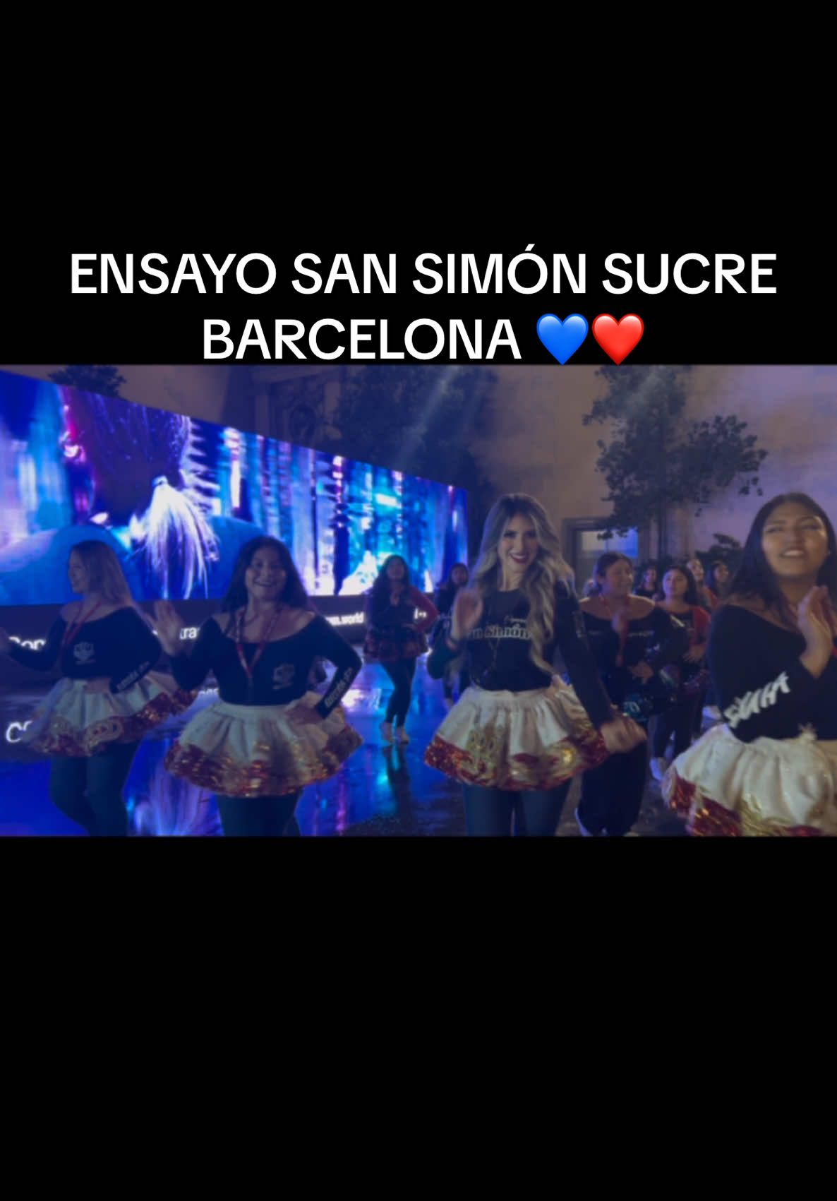 Gracias por tanto a mi Familia @San Simón Sucre Barcelona los amo muchísimo, todo fue tan mágico🥹💙❤️✨ Feliiz✨ #caporales #bolivia🇧🇴 #sansimon #sansimonsucre💙❤ #barcelonasc 