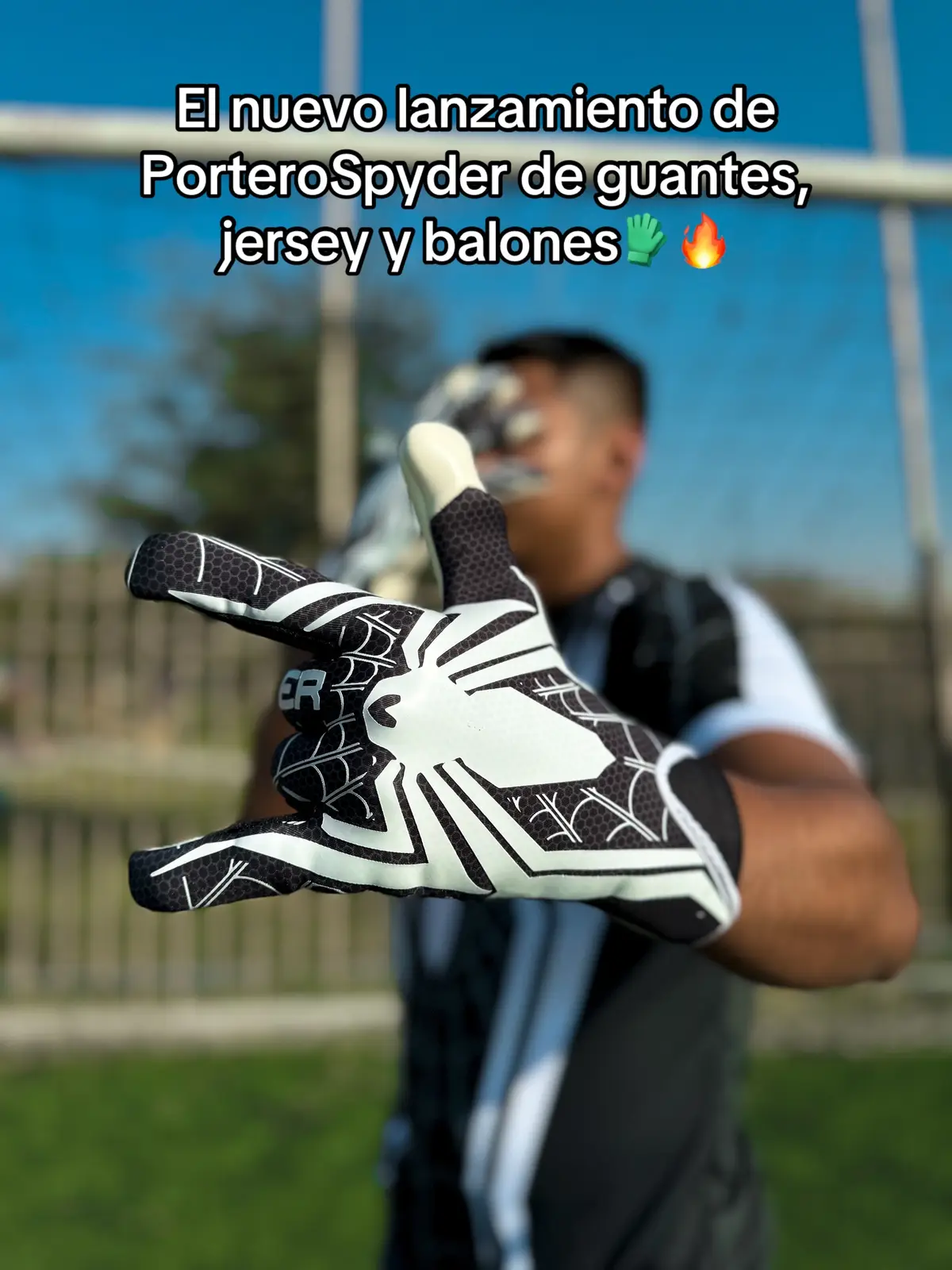 Adquierelos ya en PorteroSpyder.com #porterospyder #futbol #arqueros #Soccer #portero #guantesdeportero #goalkeepers #spyder #guantes #gloves #arqueras #goalkeepergloves 