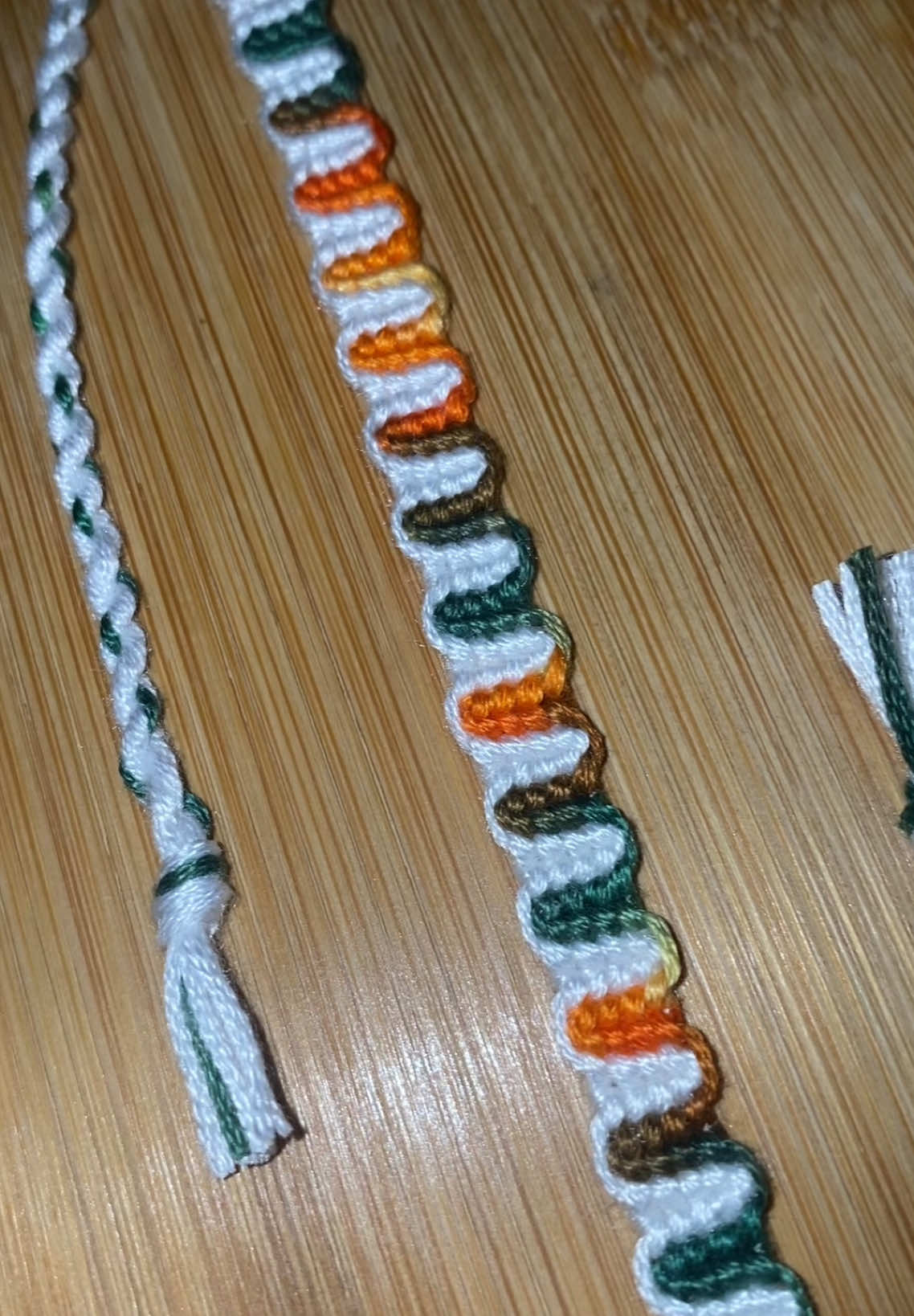 #foryoupage #fyp #friendshipbracelets #foryou #braceletbook 