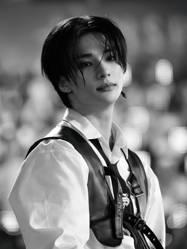 #HYUNJIN | Acr verin.  { #arniel `Arien's bf }★  #SimNiel💌 ​᭄ (Special✭)  #ÁylĐani☠ ︎ #MelĐani༄ #ĐaniĆey🌪 #ĐaniƁeyz☯ #ÐaniÀsy🔥 #ĐaniDén🌺  #daniel #hyunjin #lycris #edit #ımnotcool #hyunjinedit #keşfetbeniöneçıkar #bpwkpp #staryk #skz #hyunin 