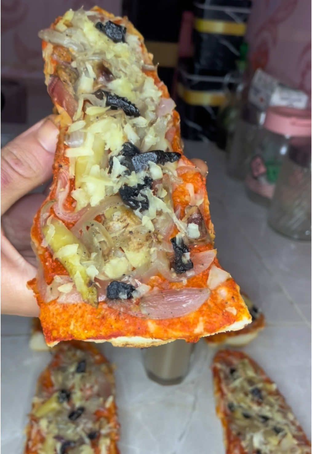 Mini Pizza 😋                                #fyp #explore #motivation #اكسبلور #funny #challenge #الشعب_الصيني_ماله_حل😂😂 #casablanca #السعودية #المغرب #الكويت #المغرب🇲🇦تونس🇹🇳الجزائر🇩🇿 #دبي #follow #pizza #tacos 