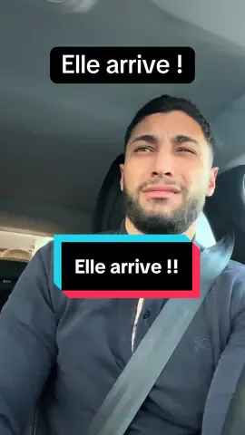 Elle arrive .. #humour #alliwantforchristmasisyou #CapCut 