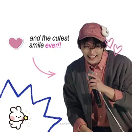 the most enthusiastic youth lover here guys. ib: @#1 skz fan    #leeknow #skz #straykids #fypシ #han 