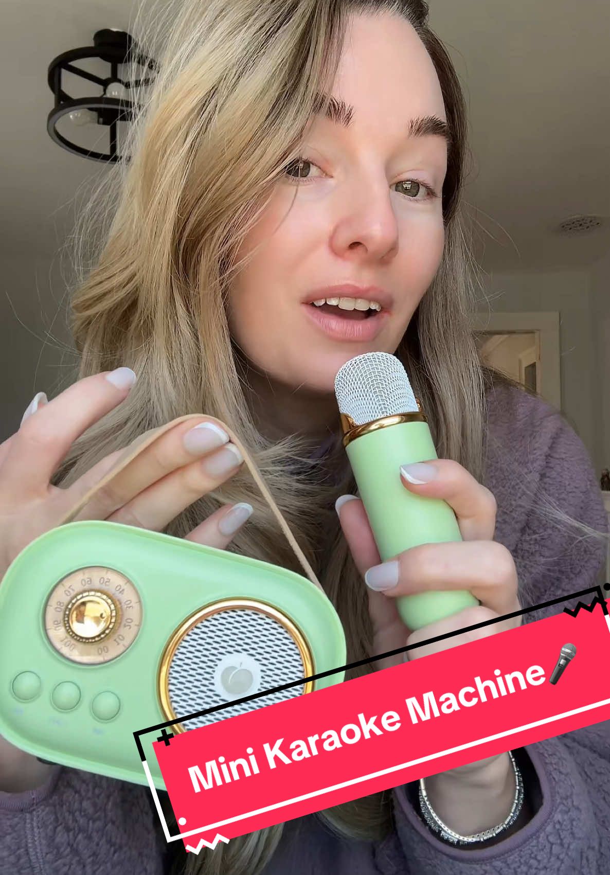 Give your kids the gift of hours and hours of fun with this Mini Karaoke Machine!🎤#minikaraoke #karaoketiktok #kidstoys #giftsfortoddlers #tiktokshopcybermonday #stockingstuffers #tiktokshopholidayhaul #treasurefinds 