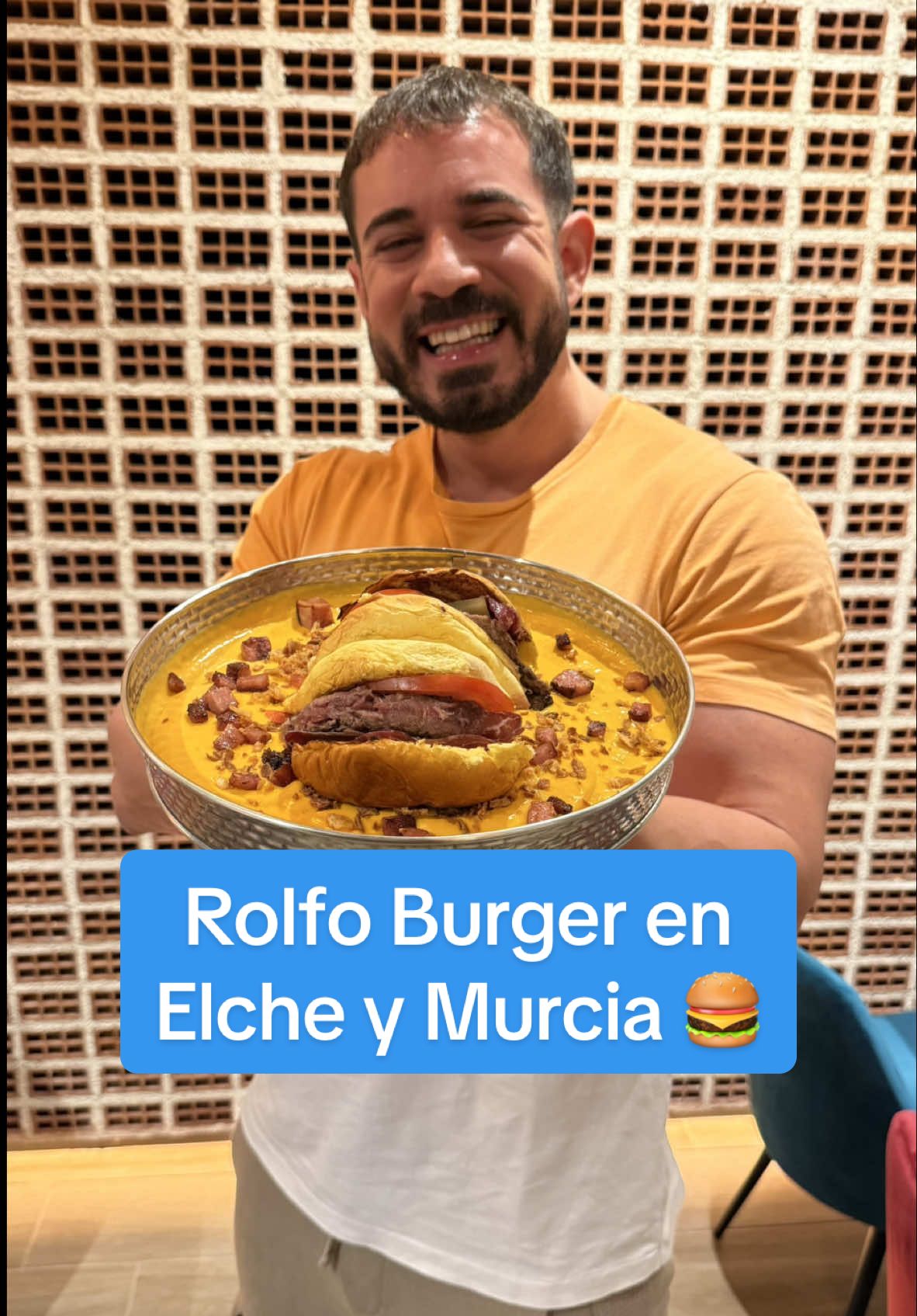 Rolfo Burger en Elche y Murcia: Hamburguesería con Burgers de todo tipo y platos de Carta habituales pero con su propio toque. Salí reventado a cenar ese día... 😂  