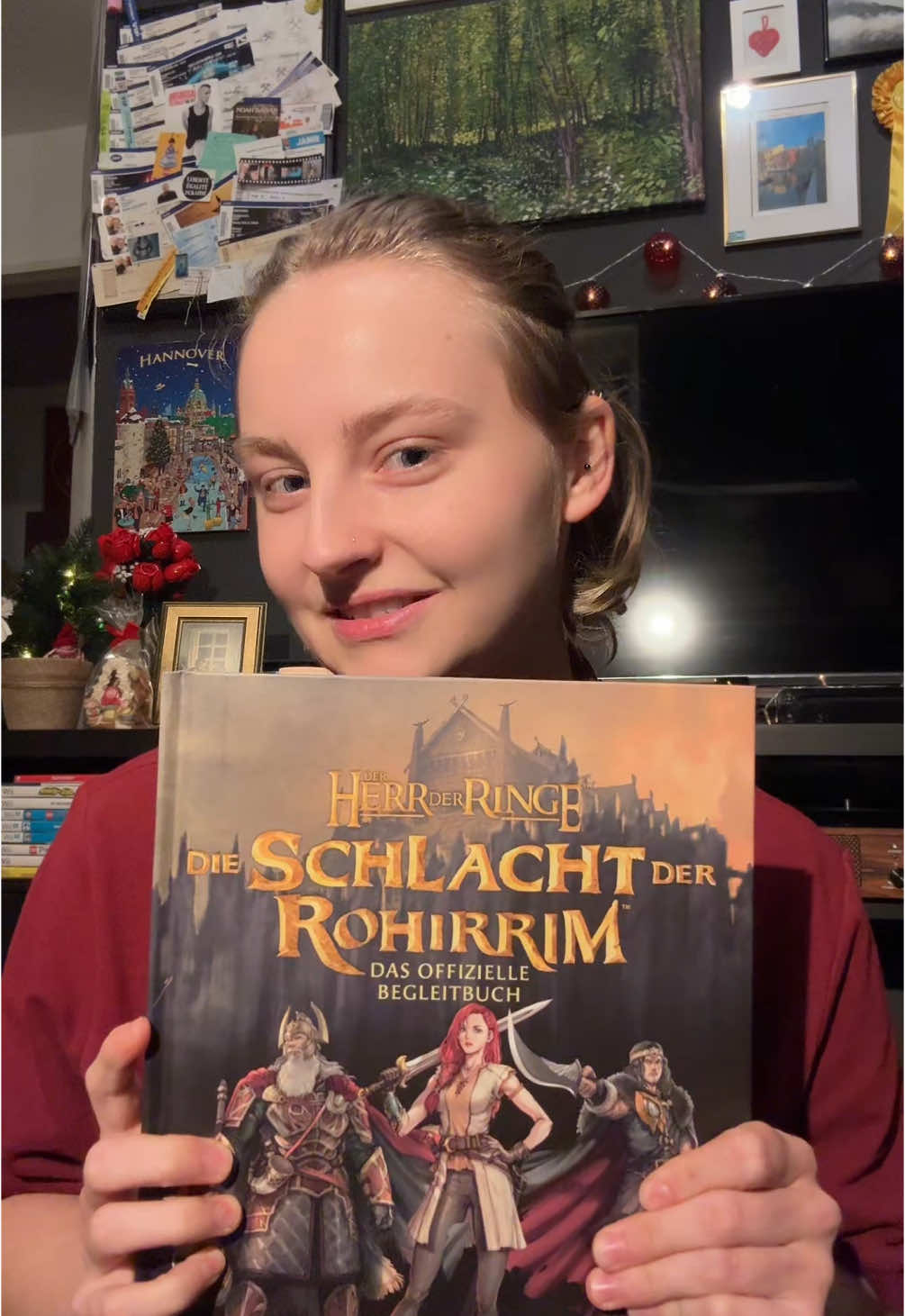 just in time for the premiere of #waroftherohirrim tonight my dear friend got me the illustrated companion book!! I’m beyond excited for the movie #lotr #lordoftherings #tolkien #lotrtok #lotrtiktok #lordoftheringstiktok #tolkientok #middleearth #thewaroftherohirrim #rohan #rohirrim #warnerbros #tolkienuniverse #lordoftheringsvibe #hobbit @Warner Bros. Deutschland @Warner Bros. Movies @hobbitpresse  