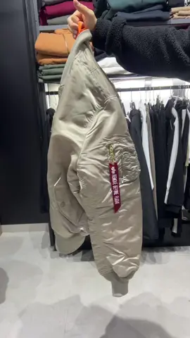 Alpha Industries 2025 Via Foria,44 Napoli  www.dressmultibrand.it