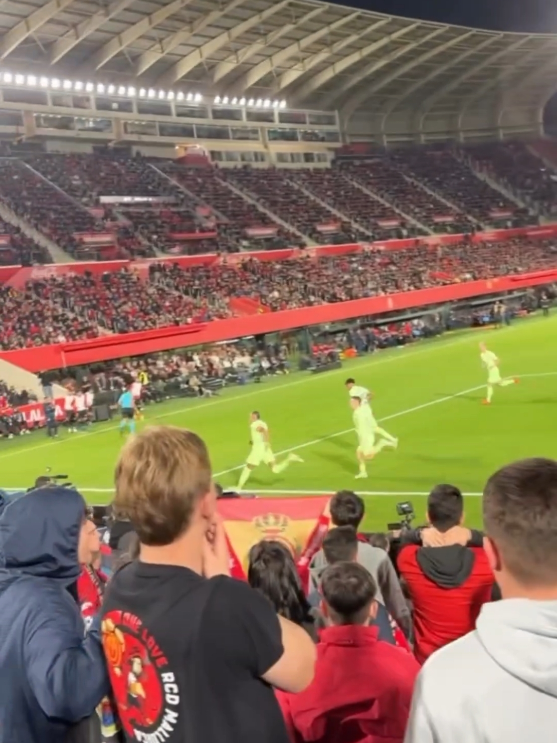 Mallorca fans 😂  #raphinha #fyp #lamineyamal #mallorca #rcdmallorca #mallorcafans #barcelona #fypシ 