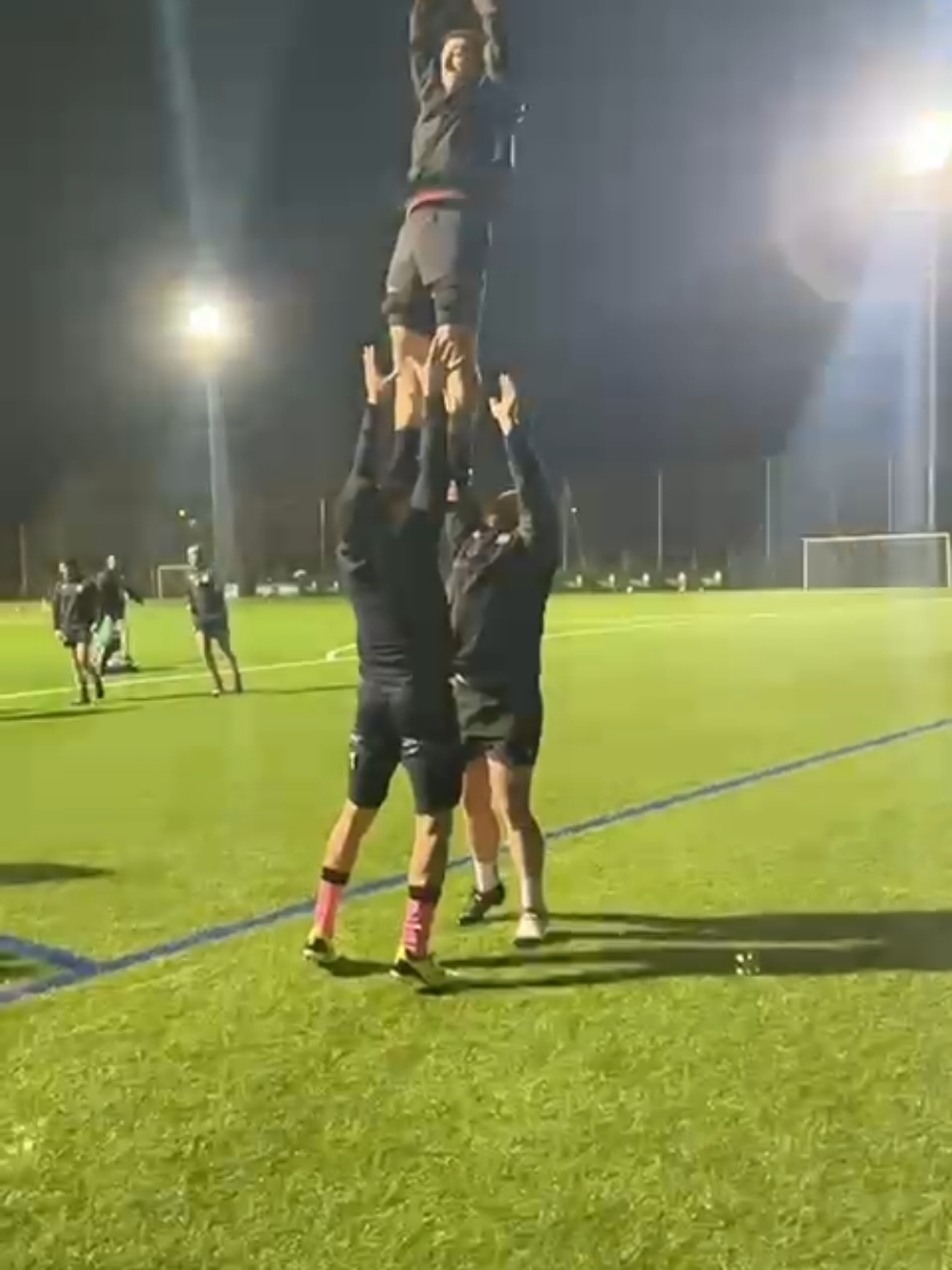 The art of a lineout This video is so satisfying to watch , and all young forwards need to watch this for lineouts! #sport #springboks #rugby #following @Tyran Fagan