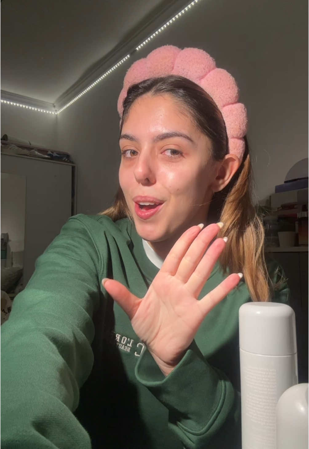 #GRWM para ir a Madrid com a @L’Oréal Paris um pouco em Asmr porque eram 4:50 da manhã 🤣 Qual foi o máximo de horas que ficaste acordado? #Arrumesecomigo #lookdodia #skincare #makeup #beautycampus