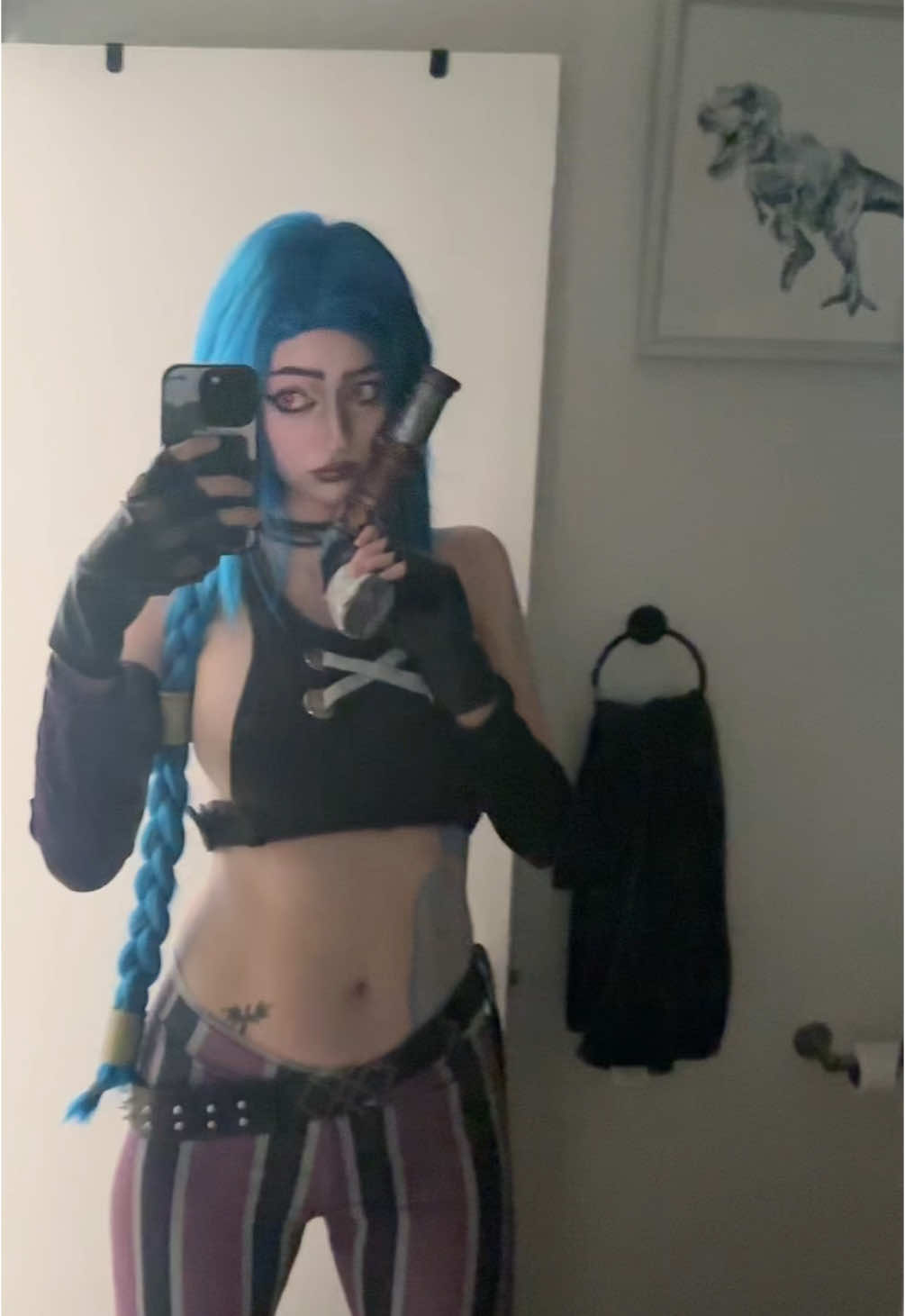 buzzz #jinxcosplay #arcane #jinx 