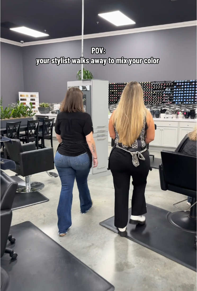 Good googley moogley! 📲Text (804) 980-6516 to schedule #rva #hotd  #rvahair #rvahairstylist #rvasalons #rvahairsalon  #richmondhairstylist #richmondhairsalon #rootedhaircompany  #hairtok #richmond 