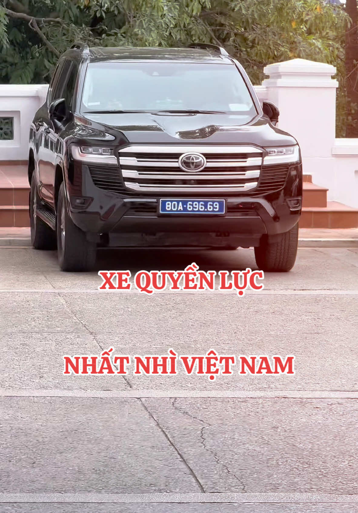 Chiếc Xe quyền lực nhất nhì Việt Nam !#xe #80 #quyenluc #lanhdao #capcao #xuhuong #trending #duet #stitch 