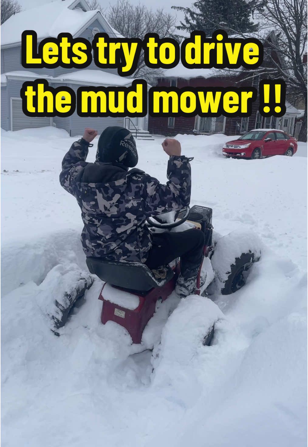The mud mower is absolutely horrible in the snow! 😂🙏 Theres plenty of things wrong with the mower, it doesnt run well and the diff needs to be welded! 😅💪❄️ #darzrt #mudmower #mower #mowergang #mowertok #snow #foryou #fyp