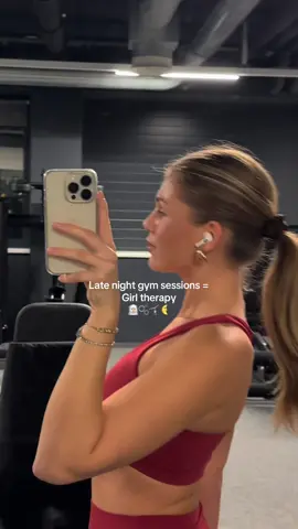 Late night gym sessions >♥️🌜 #fy#fyp#gym#GymTok#gymmotivation#sports#Fitness#fitnessmotivation#fitnesstips#workout#workoutroutine#workoutmotivation#gymoutfit#GymLife