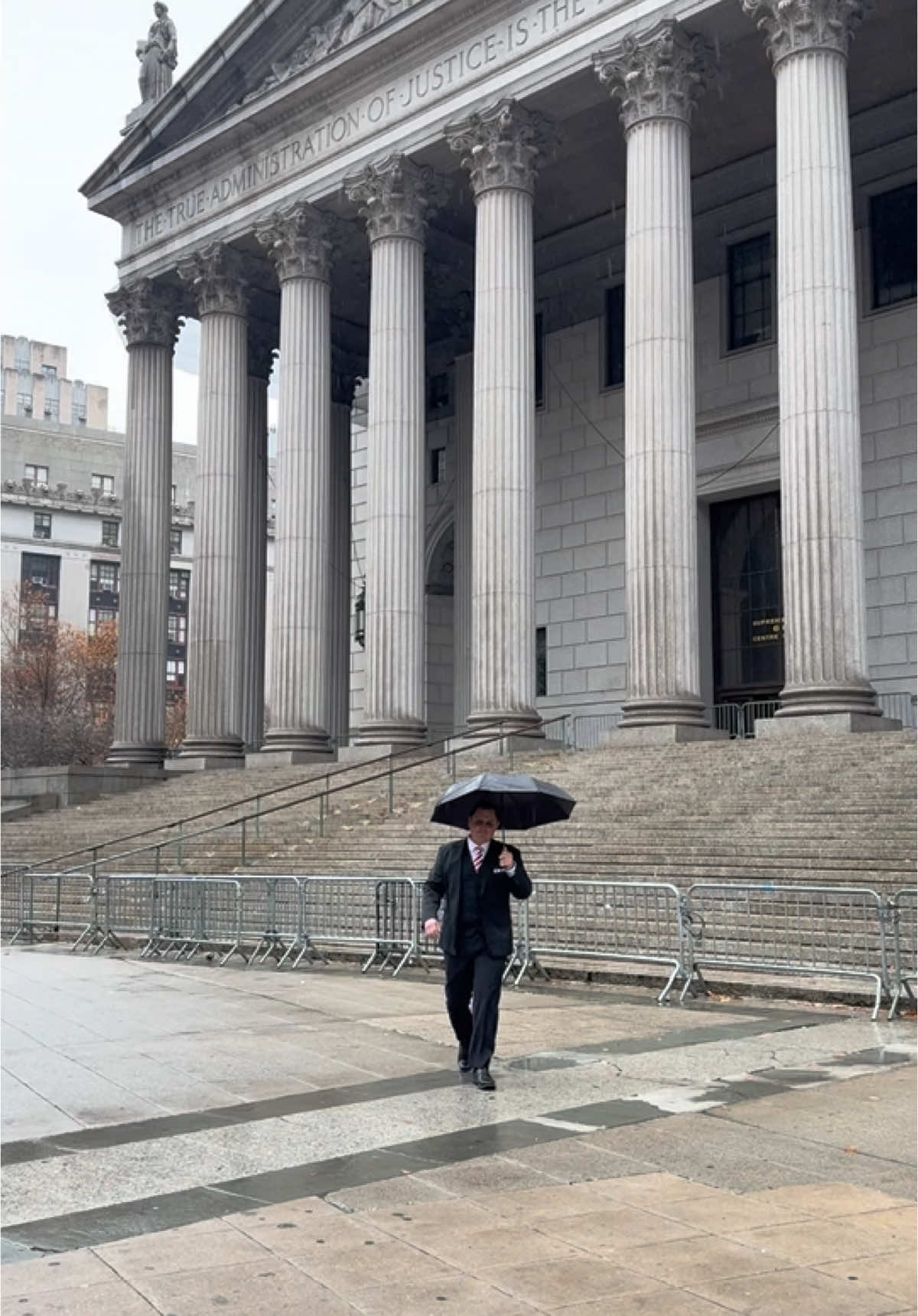 La Ley y el Orden, la Suprema Corte de Justicia de Nueva York donde se graba la serie! #lawandorder #lawandordersvu #newyork #nyc #lawyer #oliviabenson #specialvictimsunit #supremecourt #districtattorney 