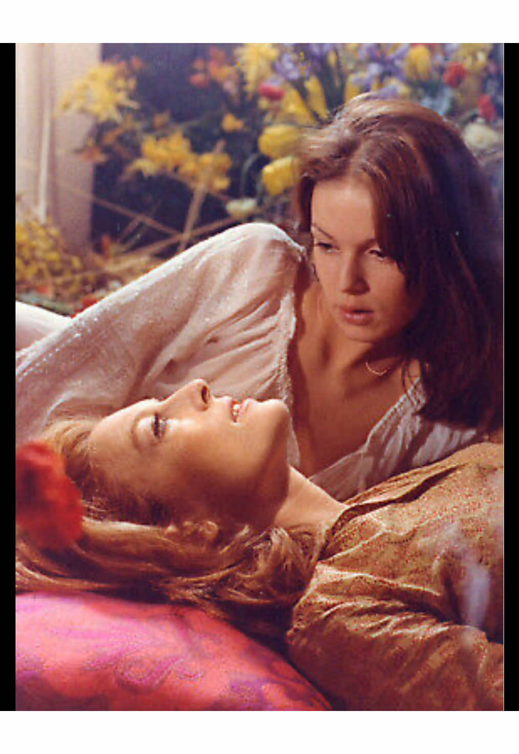 I neeeed this… Movie: le rempart des béguines On youtube. #lerempartdesbéguines 
