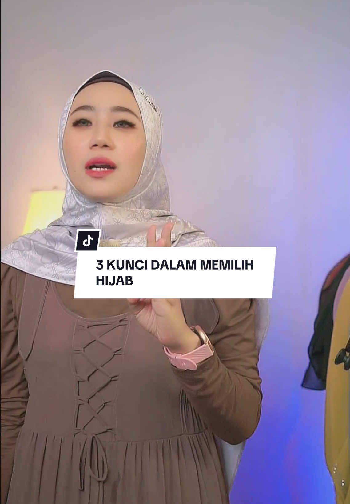 Pentingnya kenyamanan dalam memilih hijab dan rasa percaya diri yang bisa membuat kita merasa cantik saat mengenakan hijab✨ #promoguncang1212 #megaguncang1212 #LIVEhighlights #olievehijabs 