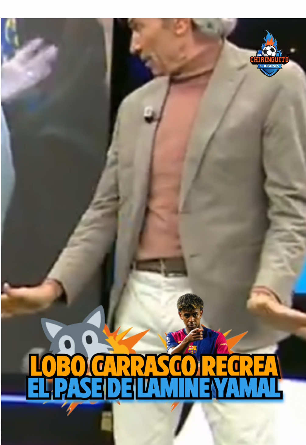 🤝🎩¡DE GENIO A GENIO!  🌟 Lono Carrasco recrea el pase de Lamine Yamal en el plató de El Chiringuito. 📺 #ChiringuitoBarcelona #elchiringuitotv #deportesentiktok #tiktokfootballacademy 