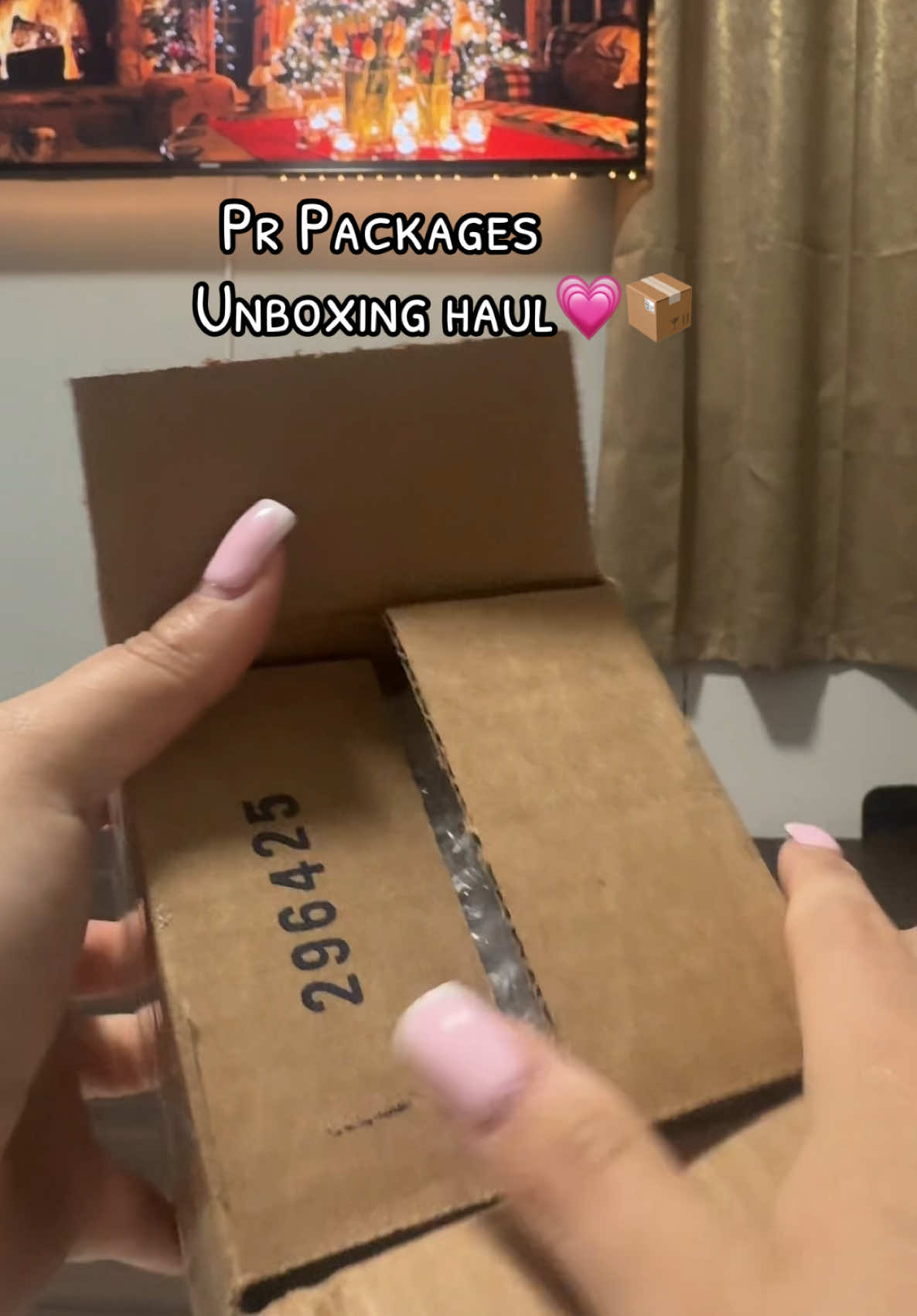 Unboxing my pr packages 📦🫶🏻. Beyond grateful 💗. #prpackages #prunboxing #prunboxingvideos #unboxing #unboxingvideo #tiktokpartner #TikTokShop #unboxingasmr 