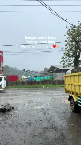 Support sistem terbaik ya itu hanya mama❤️🫶🏻#kuliproyek👷🏼 #operatorbp  #xyzbcafypシ #cupシ゚ #fyp #yourpege #fypege 