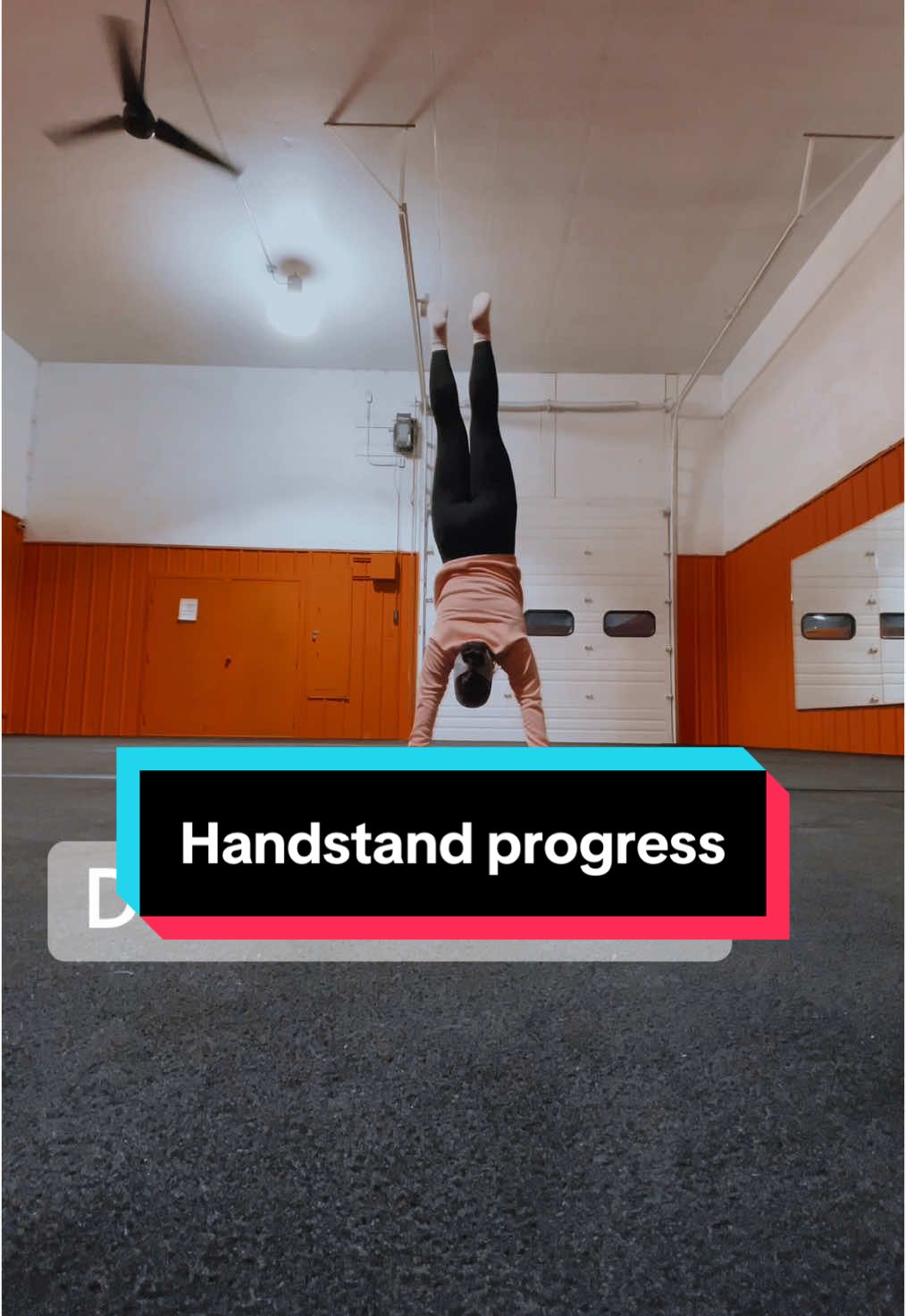 Looking forward to seeing myself in a year with handstands.💕 #handstands #handstand #handstandchallenge #gym #GymLife #workout #CapCut 
