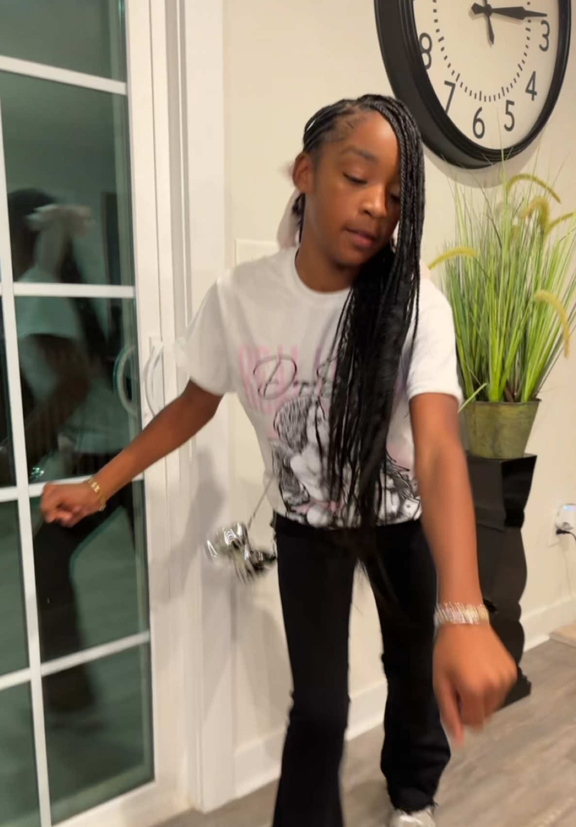 Wait until she really learns this dance #tiktok #dance #viral #viraltiktok 