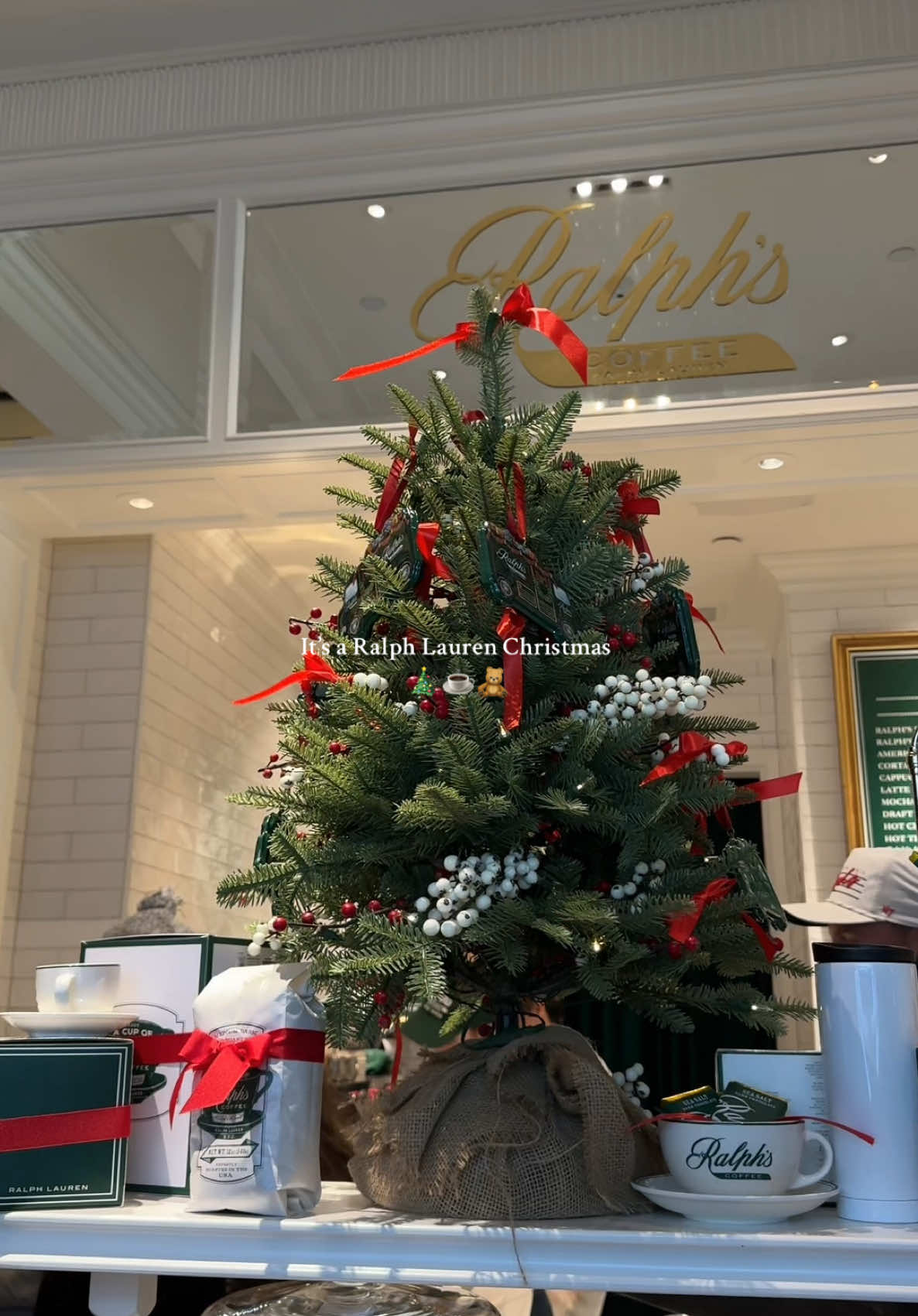 Meet me at @Ralph's Coffee 🎄🧸  #nyc #nyccoffee #nycchristmas #nycholidays #christmas #ralphscoffee #ralphscoffeeshop #fy #fyp 
