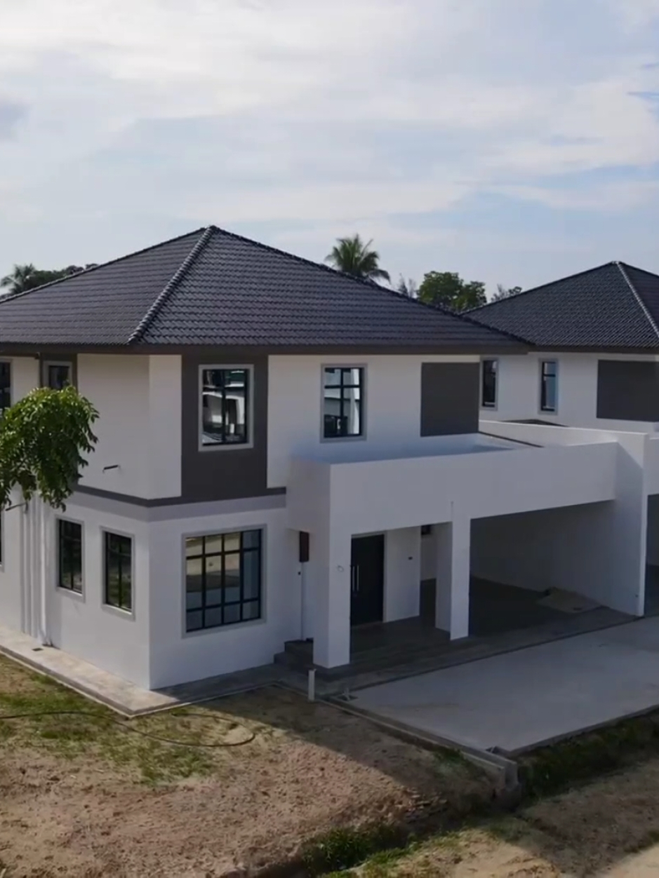 Design 2 storey house located at Lumut. #bruneidarussalam #homedecor #houseexterior #bruneitiktok #bruneiroyalfamily #bruneitiktok🇧🇳🇧🇳 #bruneimuara 