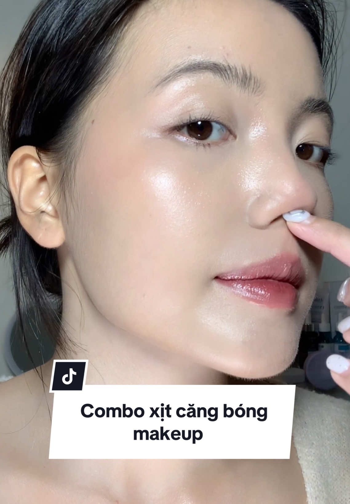 Cũng là một cách trông lớp nền tự nhiên hơn #thuchiendaily #viral #fyp #xitkhoamakeup #cangbong #makeup 