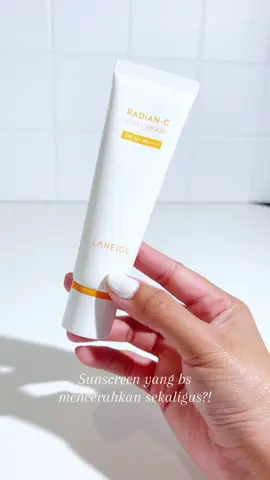 Kalau kamu cari sunscreen sekaligus skincare ya Radian C Sun Serum dari @LANEIGE Indonesia ini jawabannyaa🥰 #laneige #laneigeindonesia #laneigesuncream #laneigesunscreen #laneigeradiancsuncream #laneigeradianc #radiancsuncream #radiancsunscreen #sunscreen #sunscreenviral #koreansunscreen 