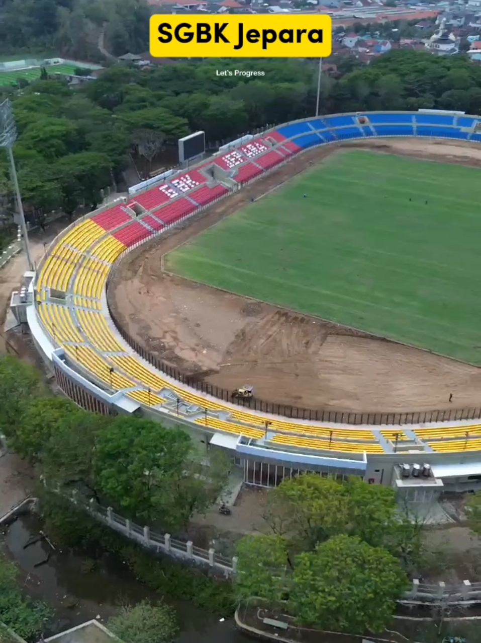 Ini dia, penampakan Stadion Gelora Bumi Kartini (SGBK) Jepara.  Ready??? [blink]