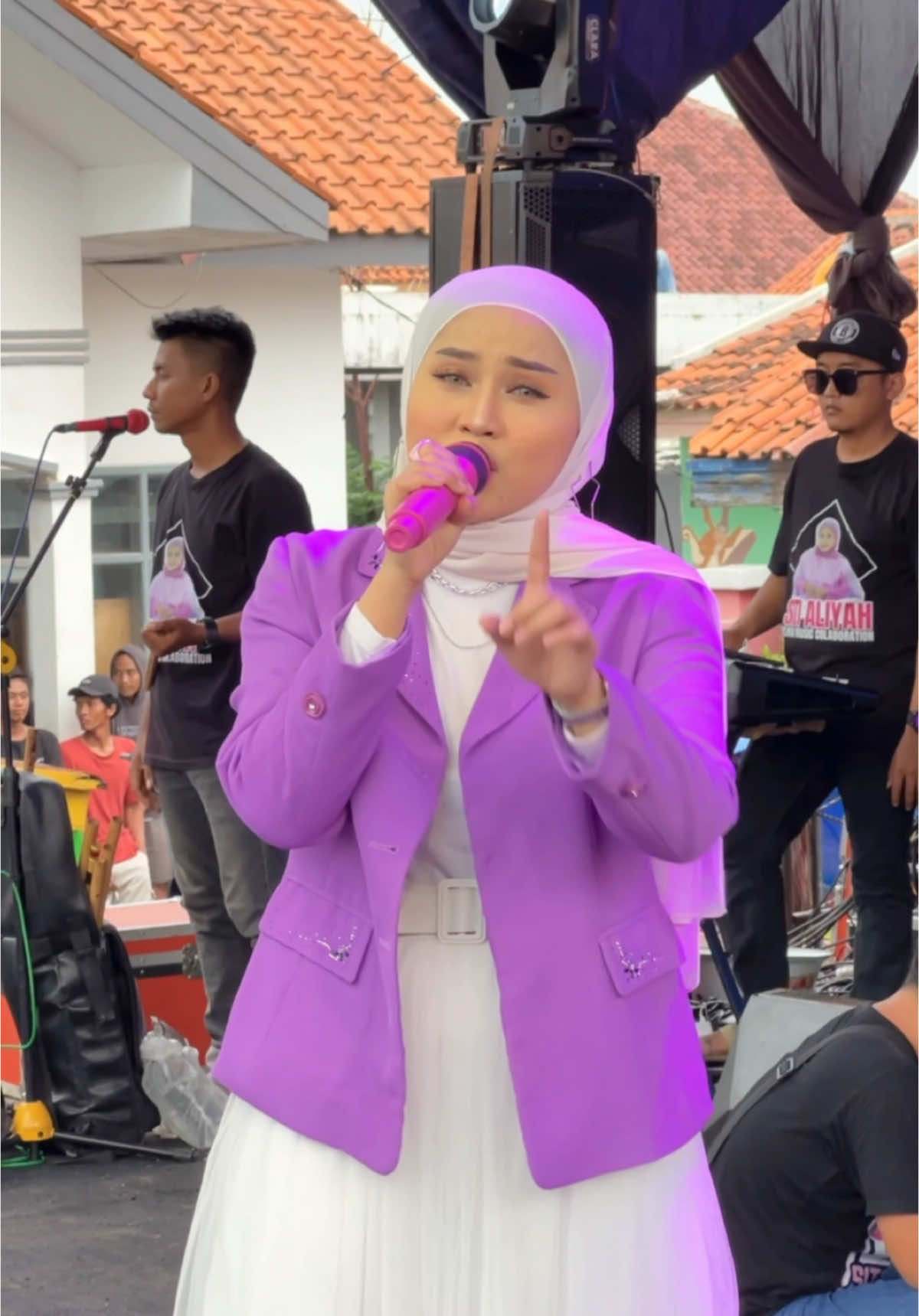 Dadi maju apa mundur ?? 😂 #sitialiyah #orkespink #aliyahmusiccolaboration #amc #tarlingpantura #tarling_indramayu_cirebon #wedidosa #fyp @Ali Gangga 