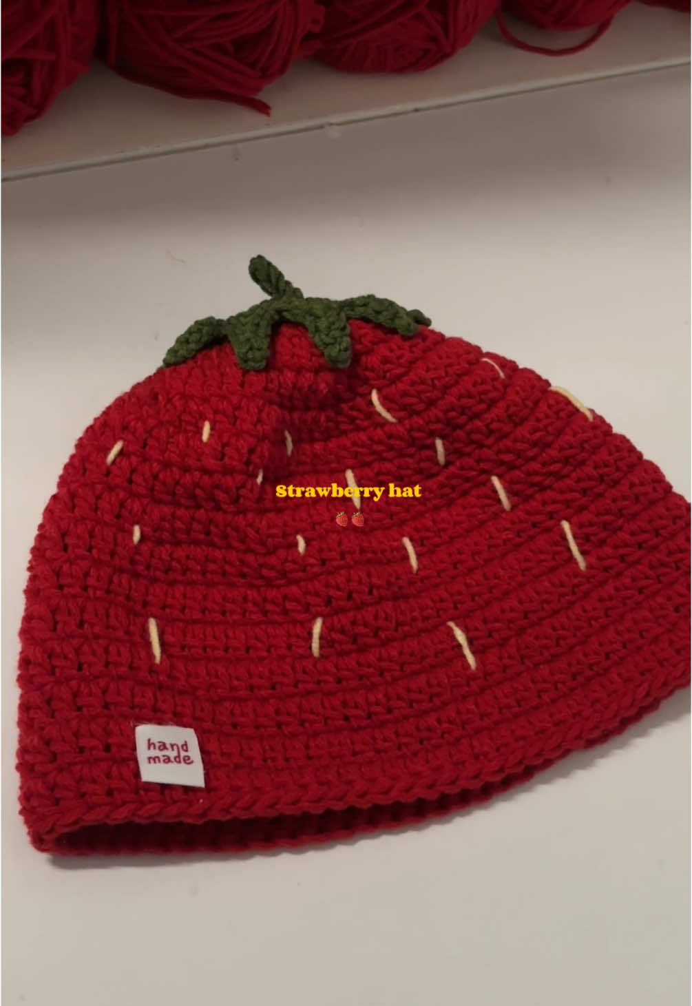 Nên làm quả gì nữa đây 🤔 #moclenhandmade #handmade #crochet #strawberry #strawberryhat 