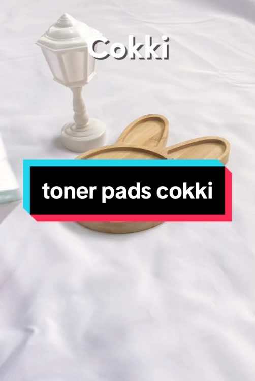 Tak pernah jumpa toner pads yg murah tapi best mcm ni weyh! ingredients dia semua power lepas tu essence dia tak sticky pun bila apply tu serius best tahap terharu punya hahaha rugi tak cuba tauu! . @cokki care #tonerpad #cokki #skincare 