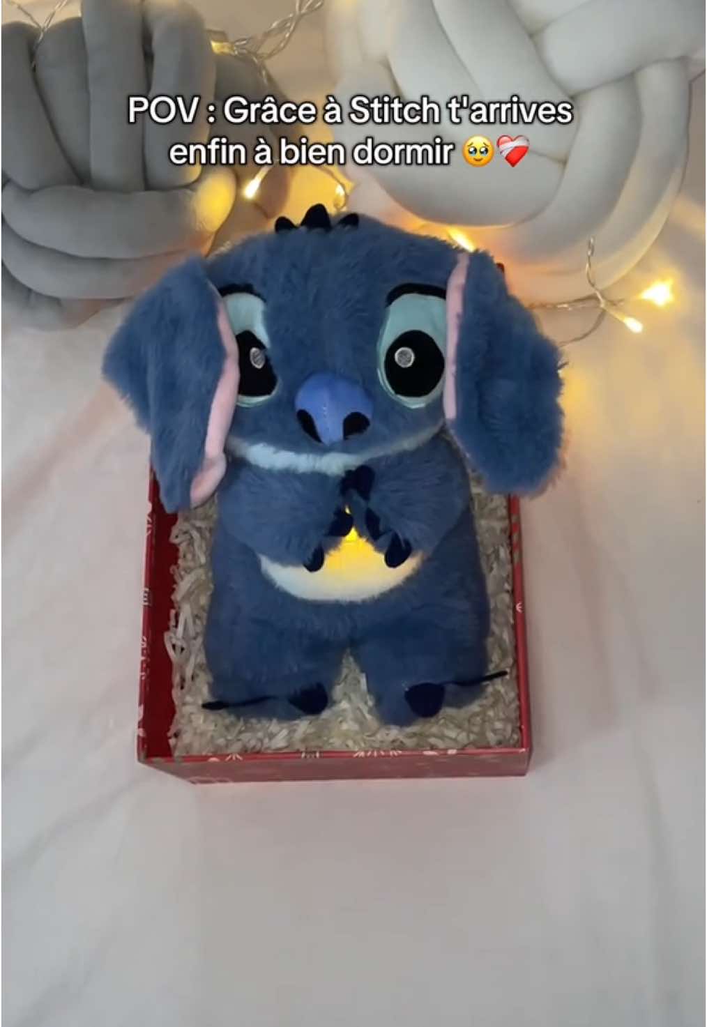 Merci Stitch 🥹❤️‍🩹 #liloandstitch #disney #stitchlover #pourtoi #peluche #ohana #cadeauxdenoël #noel #pourtoii #anxiete #anxietyrelief #depressionanxiety #insomnie #stress #liloetstitch #stitchlovers #stitch #lilostitch 