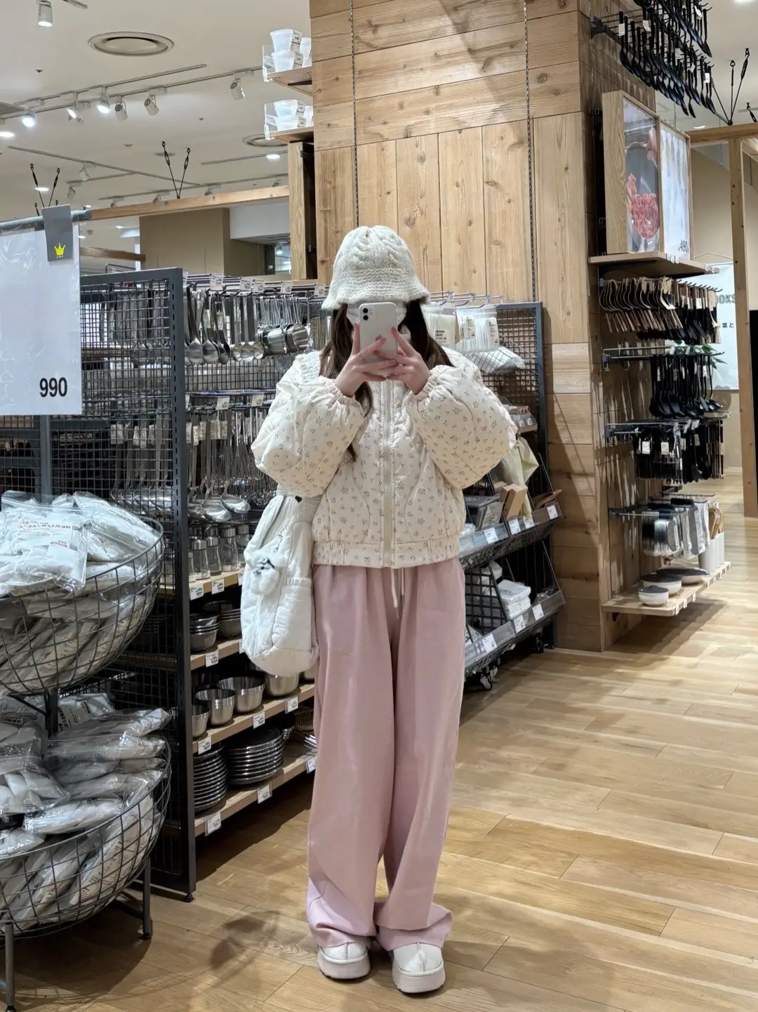 お気に入りの小花柄のアウター🧸︵ ֗ ִ #andtwo #カジュアルガーリー #韓国ガーリー #OOTD 