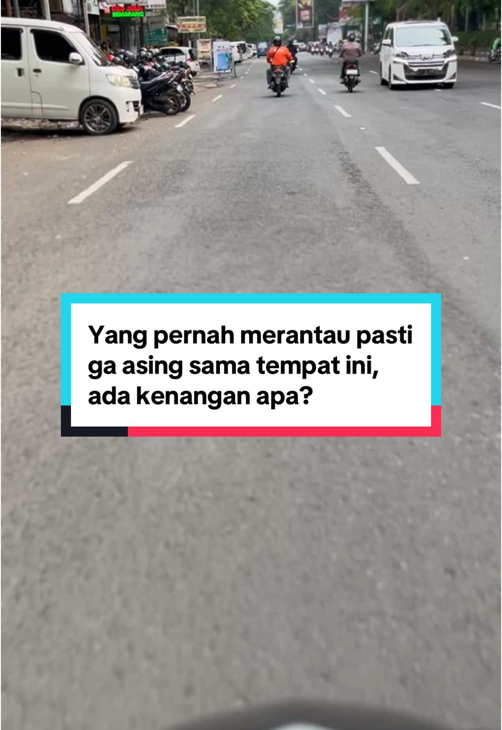 Hayo yang perantauan ga kangen tah sama suasana Malang? #malang #jelajahindonesia #malangiturindu #malangituindah #malangitucandu #malang24jam #malanghits #malangterkini #jalanjalantraveling #fypシ゚viral 