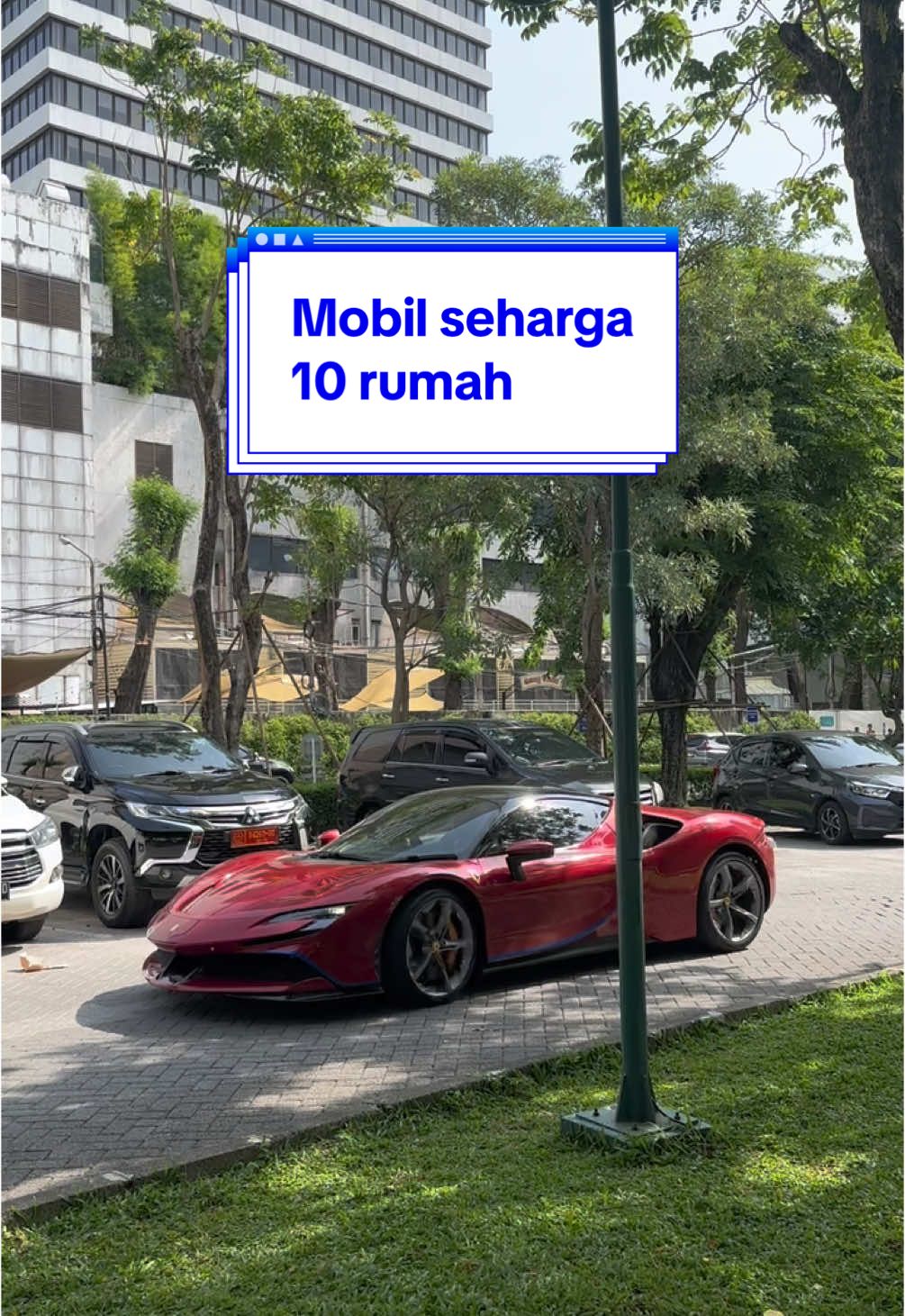 Mobil ini harganya bisa kebeli 10 rumah di Bekasi 😎 #SF90 #ferrariSF90 #sf90stradale #ferrariownersclubindonesia #ferrariclub #ferrari 