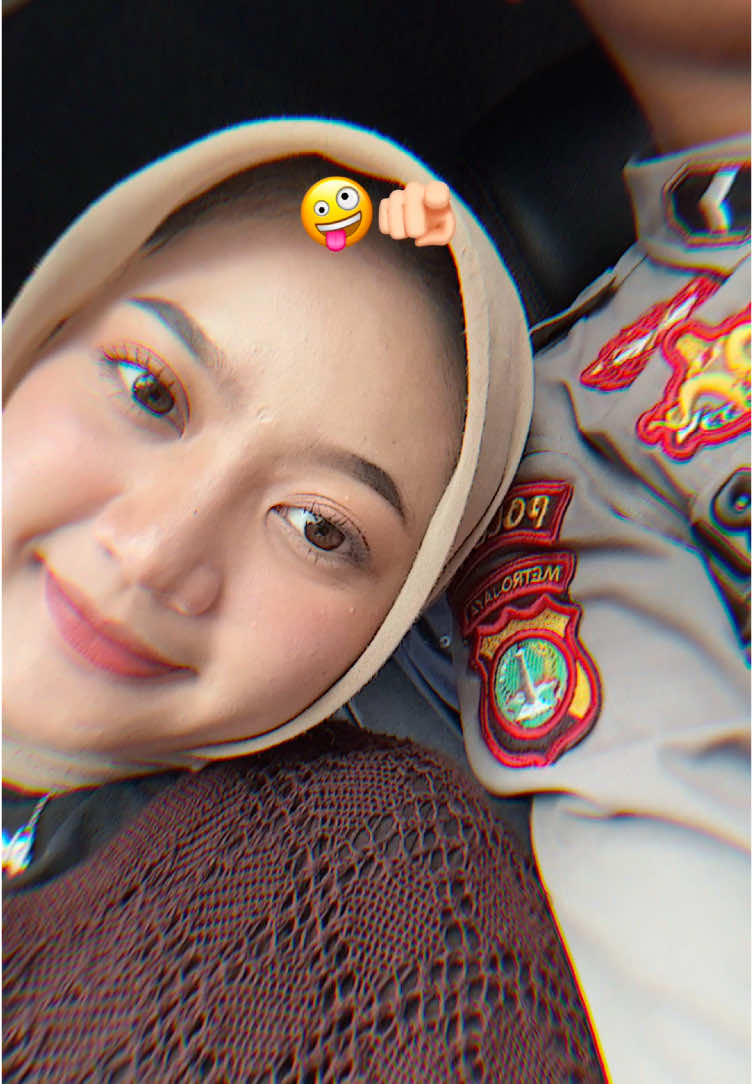 bercanda dek🙏🏻