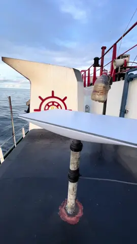 Tidak ada lagi kata jaringan susah walaupun di tengah laut semenjak adanya STARLINK sangat rekomendasi buat di kapal 🛜🛜🛜 #starlink #starlinkdikapal #starlinkinternet #pelautindonesia #pelautpunyacerita #pelutindonesiatiktokviral #pelautindonsesia🇲🇨 #fyppelaut #storypelaut #fyp #fypシ゚viral 