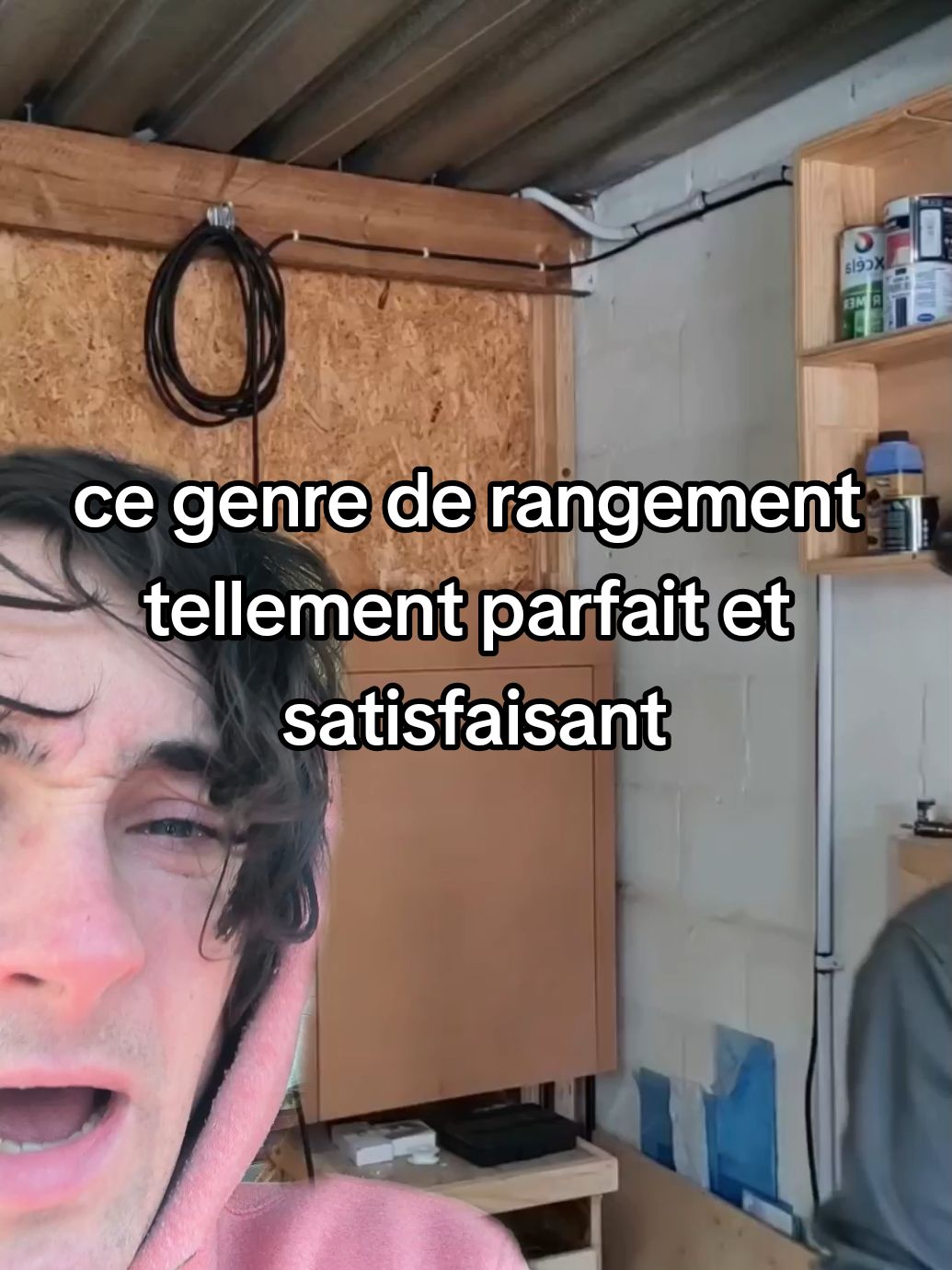 j'arriverai jamais à refaire un truc aussi propre chez moi je suis résigné ... #avis #reaction #astuce #propre #bricolage #travaux 