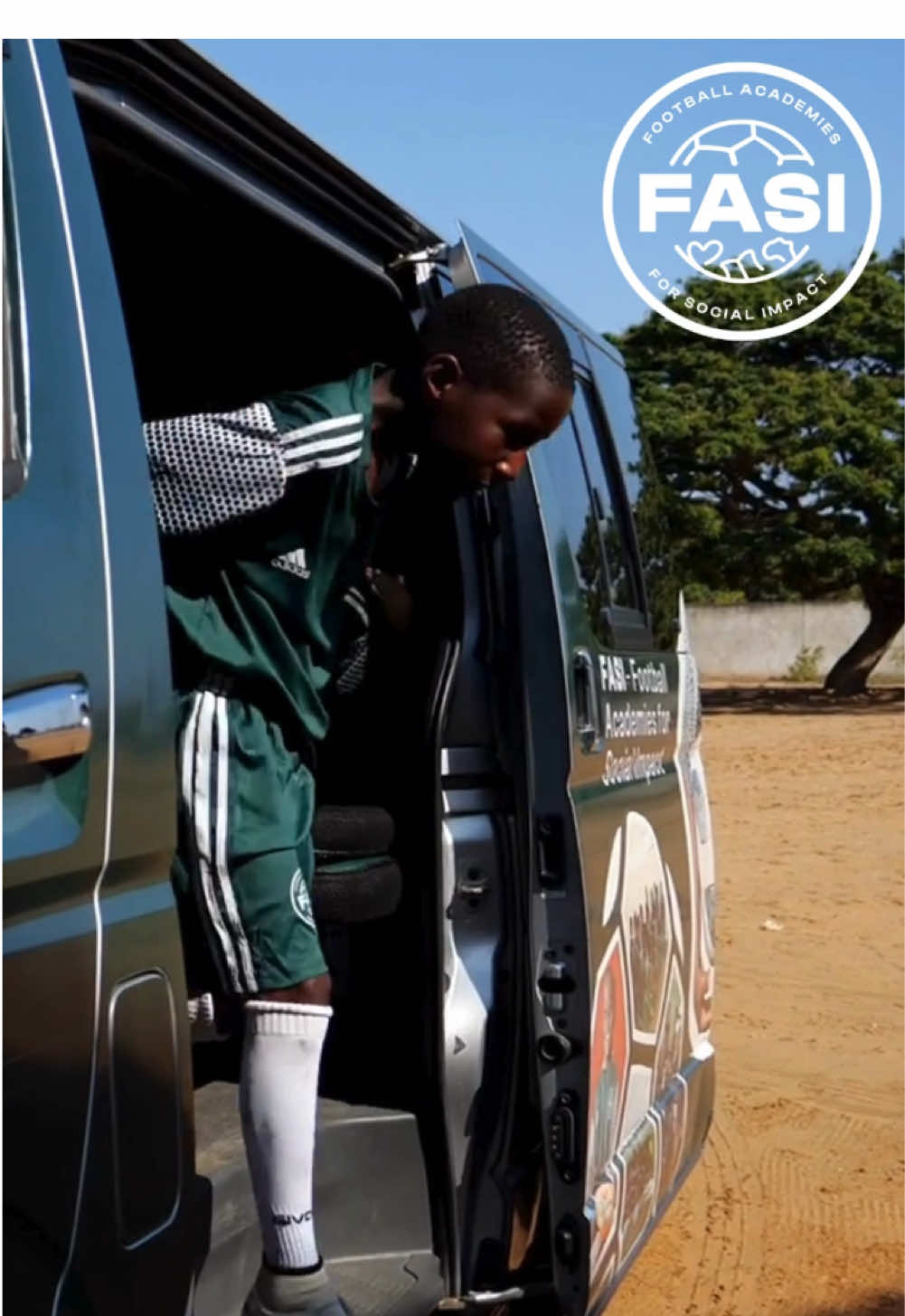 #FASI #FASIMozambique #FootballAcademy #FASIMobile #SafeTransport #Mozambique #SocialImpact #TransformingLives #Football #Africa 