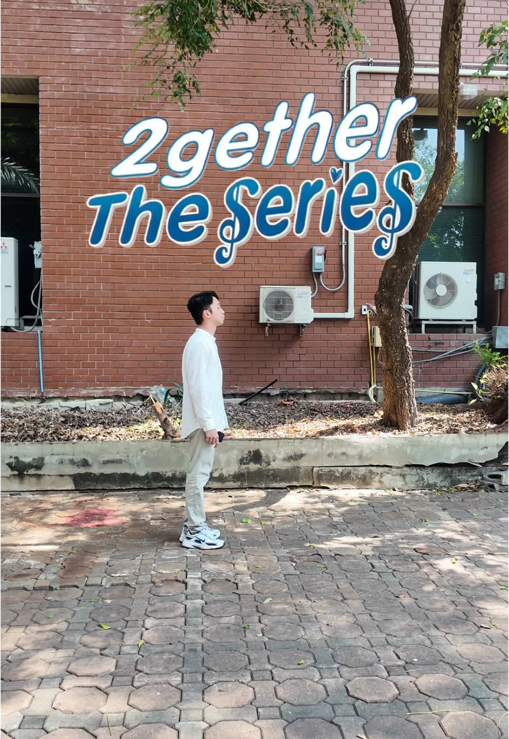 4 years late but we’re finally here! #2gether #2gethertheseries #sarawatine #thailandtravel #winmetawin  #bangkokitinerary #thailanditinerary #gosisim