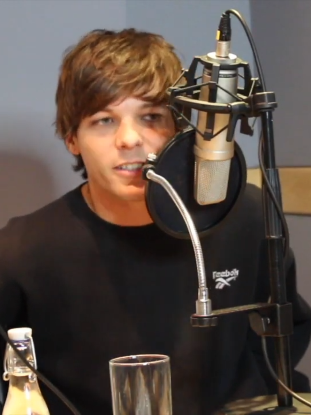 LOUIS TOMLINSON ON TOTAL ACCESS  FULL INTERVIEW