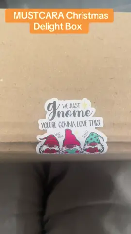 Unboxing MUSTCARA Christmas Delight Box #eyelashgrowthserum ##lashgrowthserum ##makeupremovalpad #mustcara 